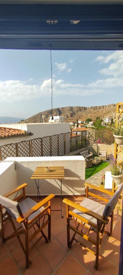 Appartement Oros Eros à Hydra  Extérieur photo
